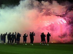 Trabzonspor Taraftarından Takımlarına Sevgi Gösterisi