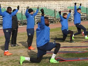 Akhisar, Beşiktaş Hazırlıklarını Sürdürüyor