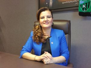 Chp’nin Yeni Katip Üyesi Fatma Kaplan Hürriyet Oldu