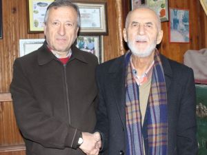 Görele Şairler Ve Yazarlar Derneğinin Yeni Başkanı Nihat Öztürk Oldu