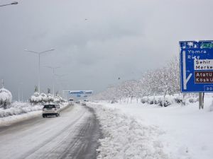 Doğu Karadeniz’de Bin 241 Köy Yolu Ulaşıma Kapandı
