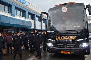 Galatasaray kafilesi Rize’ye hareket etti