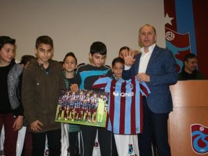 Muharrem Usta: Trabzon’u Futbolcu Havzası Yapmak İstiyoruz