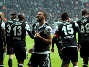 Zirvede Tek Başına!