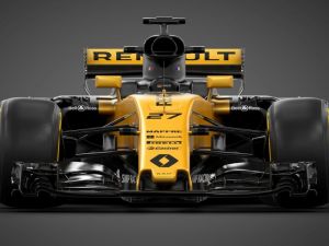 Renault Yeni F-1 Aracını Tanıttı