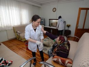 Ortahisar’da 239 Vatandaşa Evde Bakım Hizmeti Veriliyor