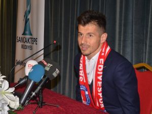 Emre Belözoğlu Futbolu Bırakacağı Tarihi Açıkladı