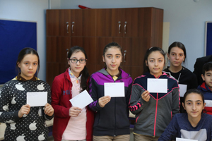 Rize'de Öğrencilerden Türk Askerine Moral Mektubu