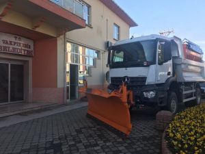 Vakfıkebir Belediyesi İş Makinesi Ve Araç Parkını Güçlendiriyor