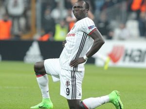 Aboubakar, Uefa Haftanın 11’inde