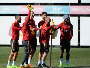 Galatasaray’da Derbi Hazırlıkları Sürüyor