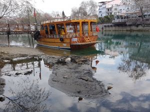Manavgat Irmağı Sos Veriyor