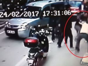 Müşteri Ve İş Yeri Çalışanı Birbirine Girdi