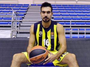 Sloukas Ameliyat Olacak
