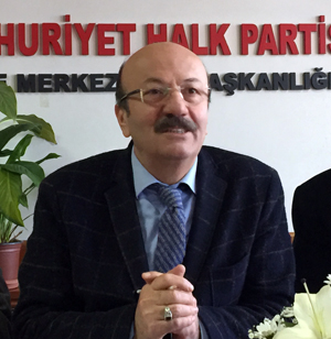 Bekaroğlu'ndan Bakan Fakıbaba'ya Çaykur'la İlgili Soru Önergesi