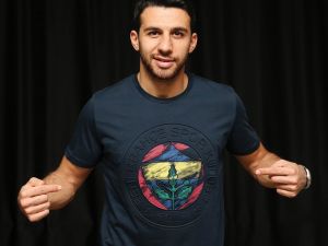 "Fenerbahçe Forması Altında Çok Heyecanlıyım"