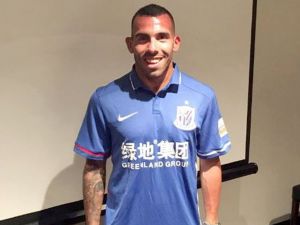 Dünyanın En Çok Kazananı Carlos Tevez Oldu