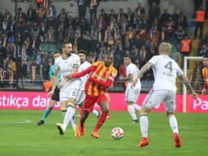 İlk 30 Dakika Golsüz Bitti