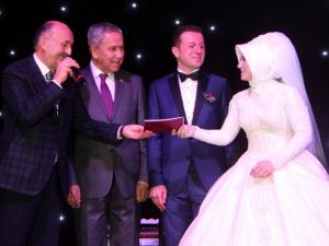 Bakan Müezzinoğlu Nikah Şahidi Oldu