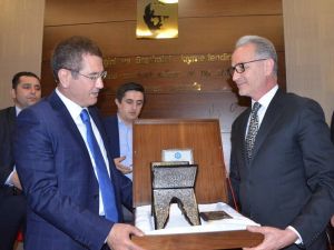 Canikli: Amanos Tüneli Onur Projemiz Olacak