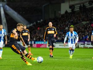 Newcastle Premier Lige Göz Kırpıyor