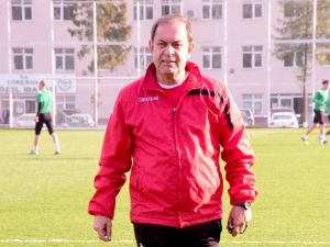 Yücel İldiz: “Gerçek Giresunspor’u Sahada Göstereceğiz”