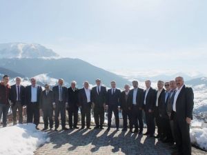 Şavşat Kaymakamı Ambarcı Köy Muhtarları İle Bir Araya Geldi