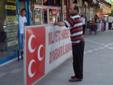 Diyarbakırda MHP teşkilatı kapandı!