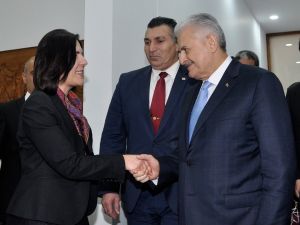 Başbakan Yıldırım, Meclisi Başkanı Siber İle Bir Araya Geldi