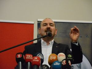 "Başbakanların Her An İpi Cebinde Gezmesini İstemiyoruz"