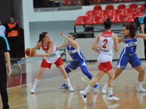 Bellona Agü Yarı Finale Çıktı