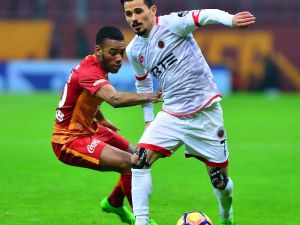 İlk Yarıda 3 Gol Var