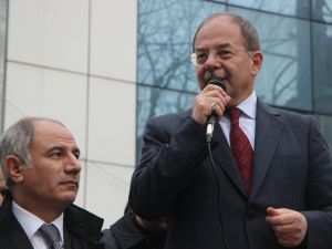Referandum Günü Hasta Vatandaşlara Ambulans Servisi