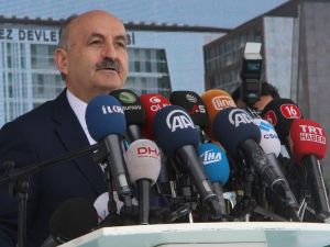 Hollanda’ya Tepki: Hukuku Katlediyorlar