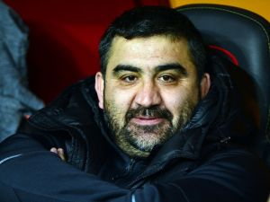 Ümit Özat: Sahanın En İyisi Hakemdi