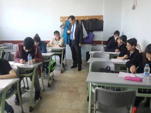 Hopa Kaymakamı Görükmez’den Okullara Ziyaret