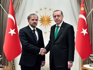 Erdoğan, Bosna Hersek Büyükelçisini Kabul Etti