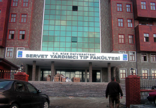 Rize Tıp Fakültesine Kavuşuyor
