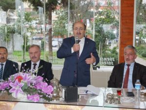 Başkan Gümrükçüoğlu Muhtarlarla Sürmene’yi Konuştu