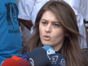 Ali Fuat Yılmazer’in Kızına Fetö Gözaltısı