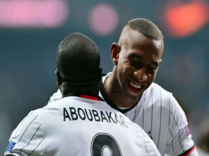 İlk 15 Dakikada Tek Gol Var