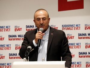 Bakan Çavuşoğlu, Fransız Mevkidaşıyla Görüştü