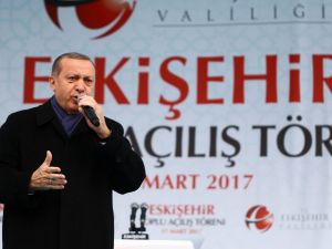 Ab’ye Başörtü Tepkisi: Sıkıysa Kipayı Da Yasaklasana