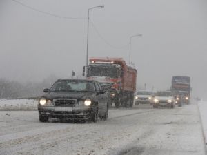 Bolu Dağı’nda Kar Yağışı Şiddetini Artırdı