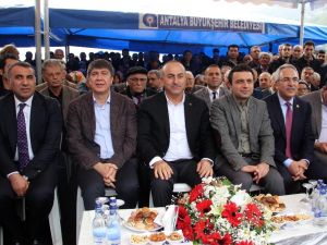 Bakan Çavuşoğlu’ndan Muhalif Ülküçülere Seslendi