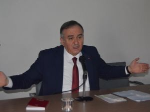 "Yetki Varsa Bunun Siyasi Ve Hukuki Sorumluluğu Da Olacak"