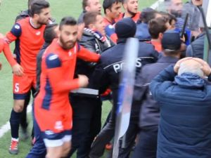 Amatör Maçta Saha Karıştı