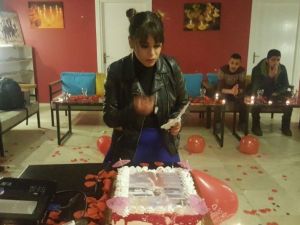 ’Uçan Kız’ 3 Gün Önce Doğum Gününü Kutlamış