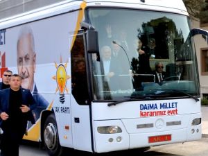 Mitingin Ardından Şehir Turu Attı