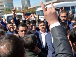 Meral Akşener Mersin’de Protesto Edildi